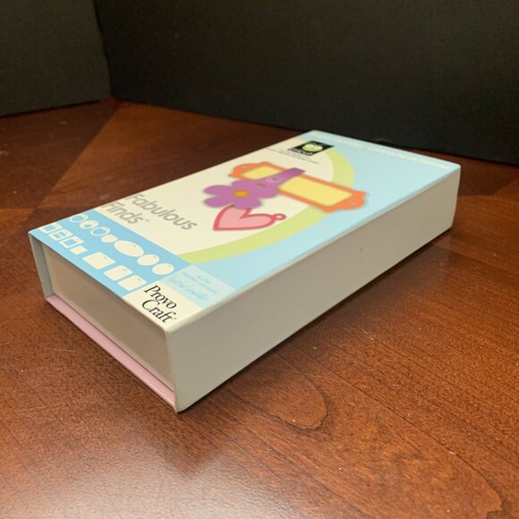 Cricut Shape Cartridge - Fabulous Finds with Keypad Overlay & Manual - Picture 4 of 10